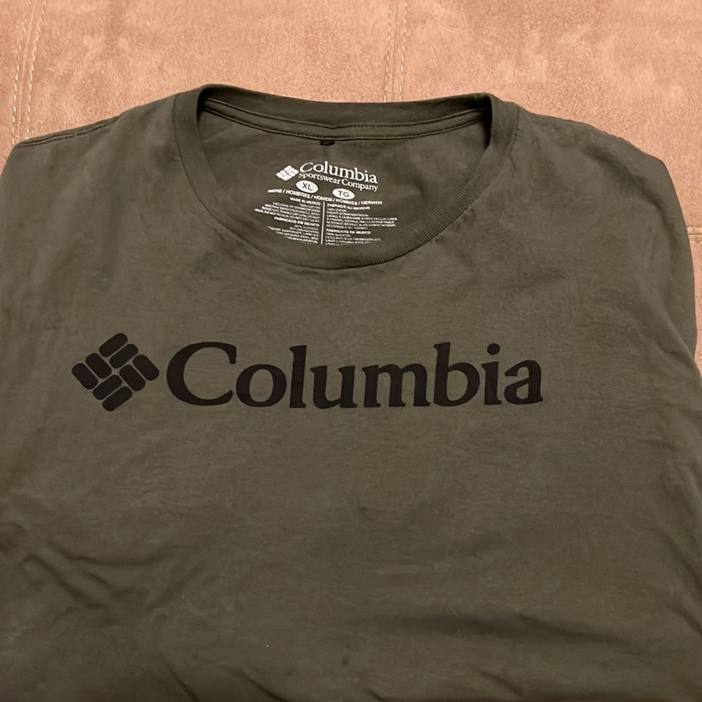 Men’s XL Colombia t shirt. Color- OD Green